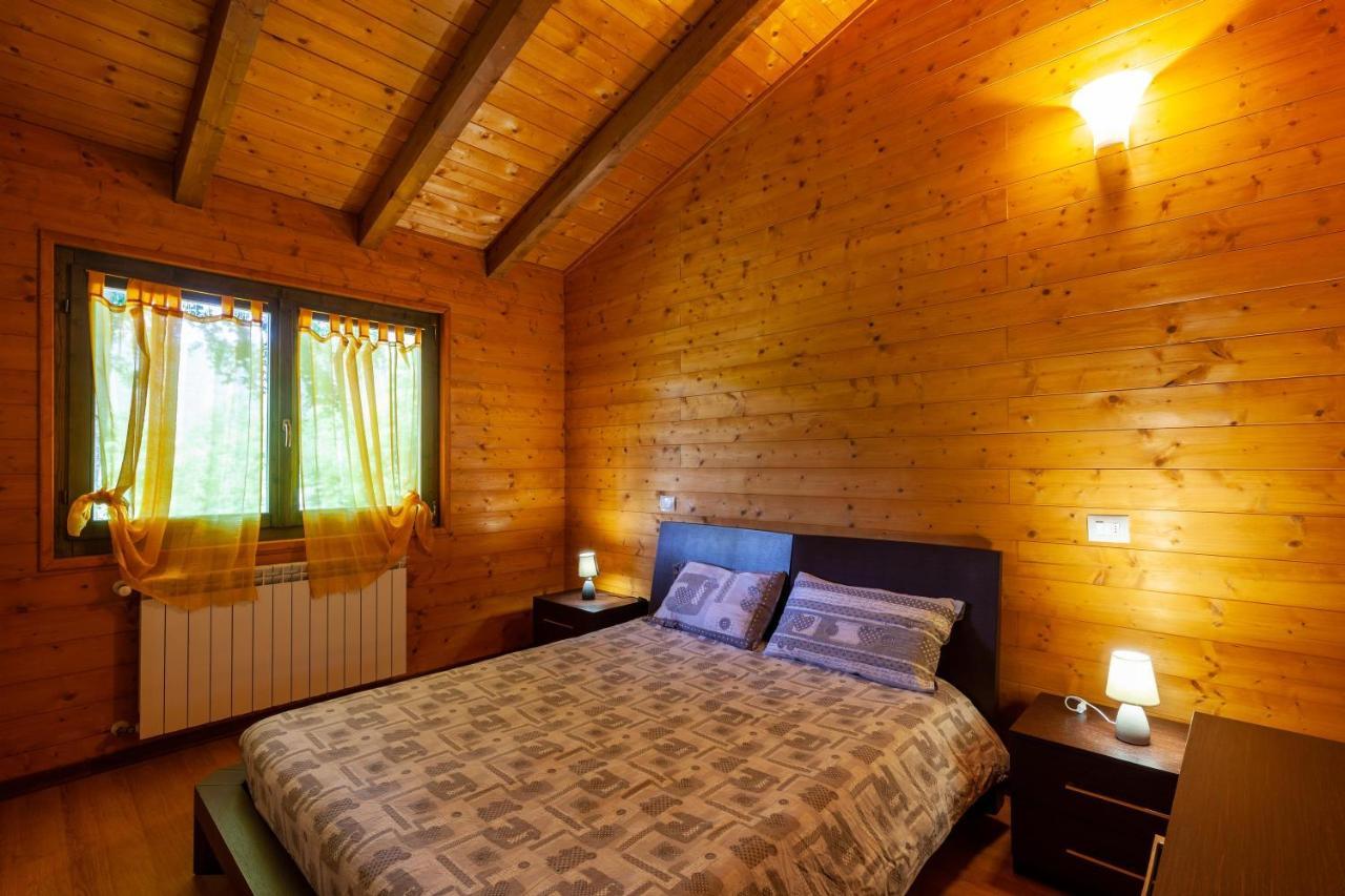 Villaggio Anemone Chalet Fragolina Capanne di Sillano Extérieur photo