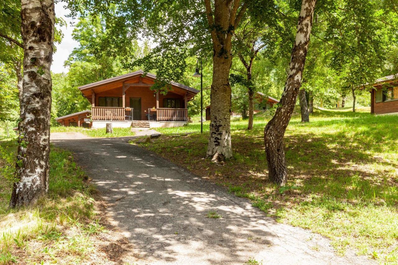 Villaggio Anemone Chalet Fragolina Capanne di Sillano Extérieur photo